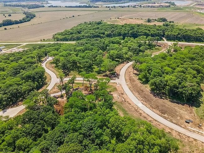 Photo of 1471 S Timber Ln, West Des Moines, IA
