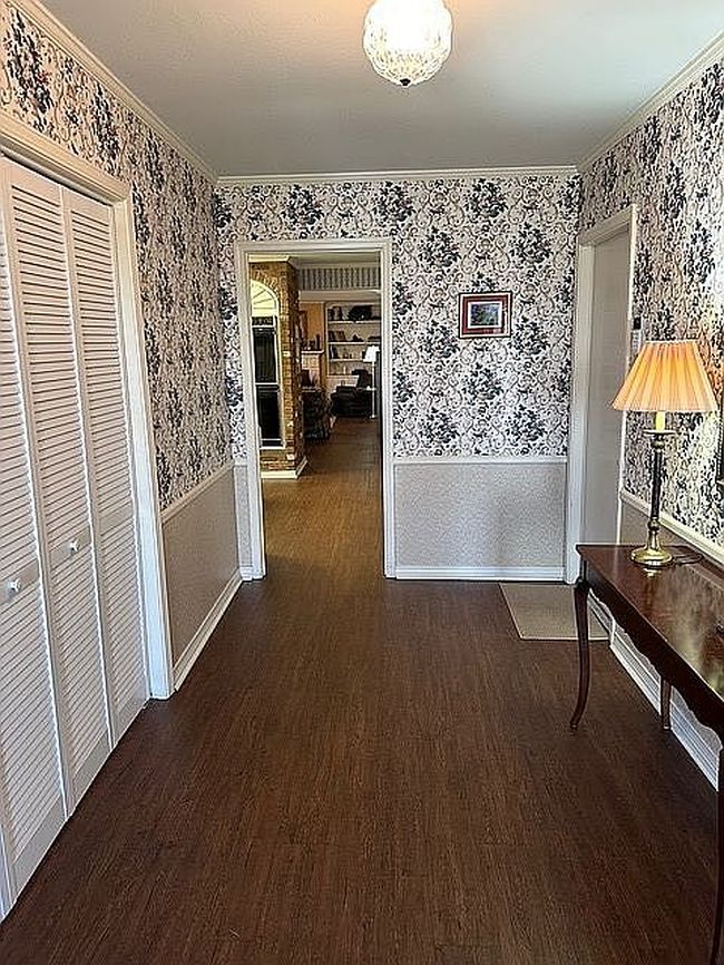 Image of 9724 Ash St