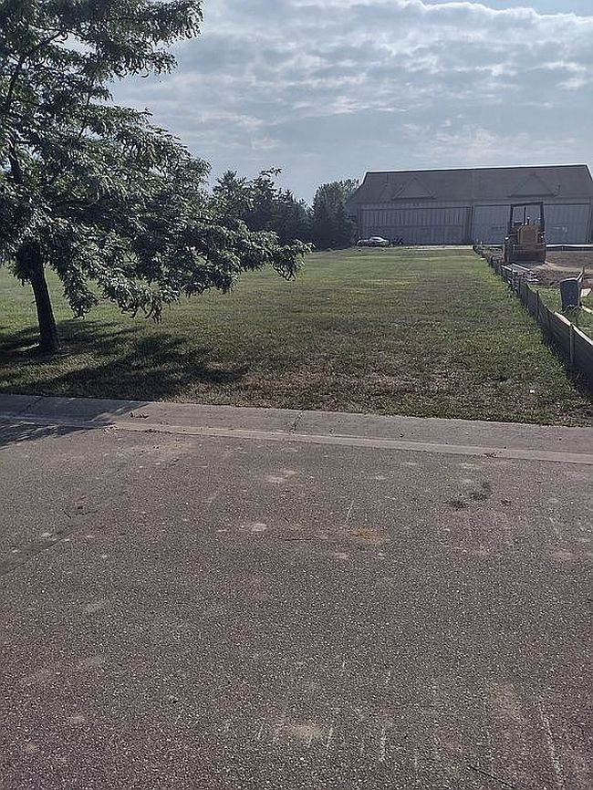 Photo of 15051 Poberezny Ct
