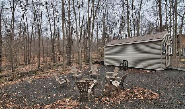 Photo of 15 Hawthorn Dr, Thornhurst, PA