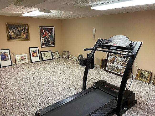 Image of 12 Heathrow Ct