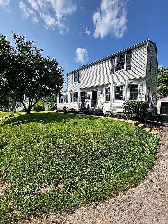 Image of 207 Hillcrest Dr