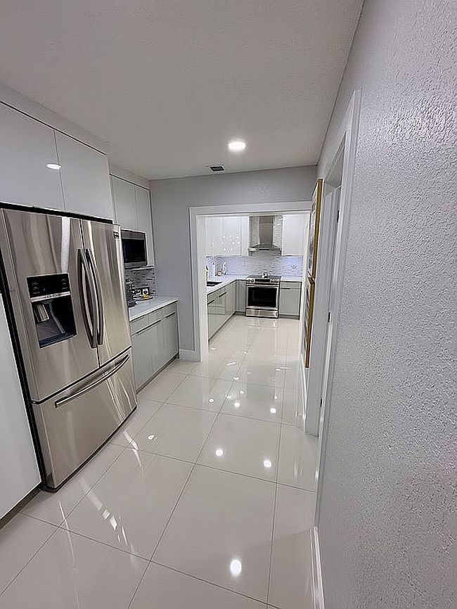 Image of 3535 Nw 4th St