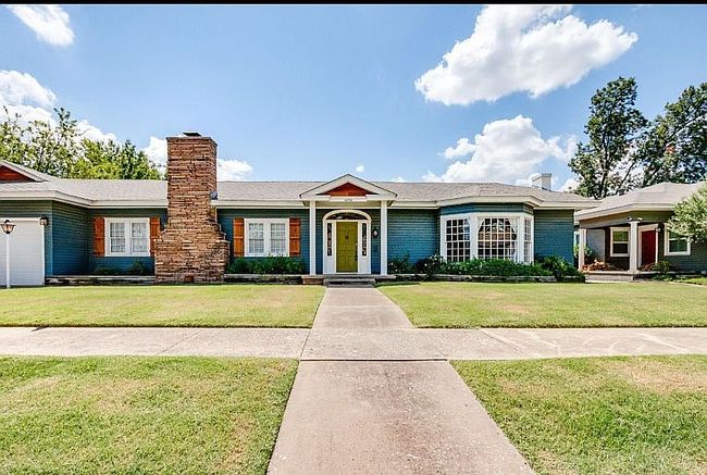 Preview of property located at 1208 Nw 11th St