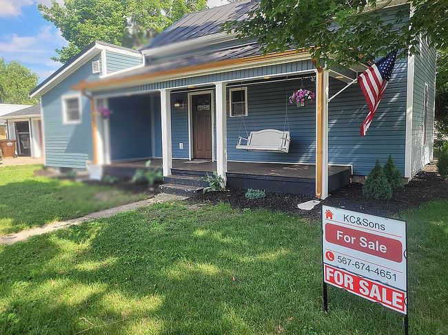 Photo of 223 W Railroad St, Kenton, OH