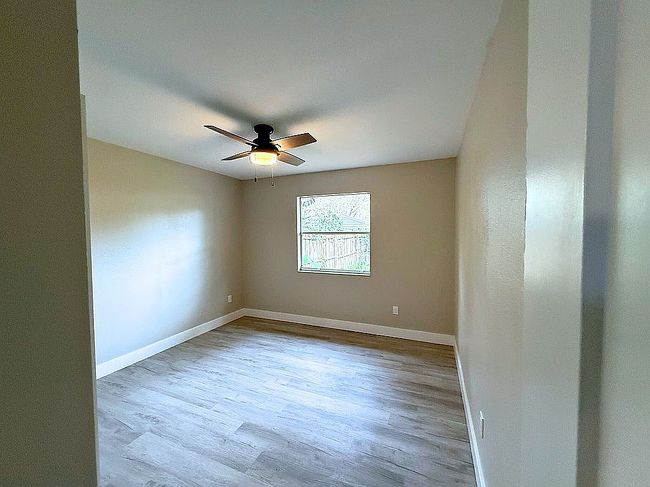 Image of 2647 Lake Landing Blvd