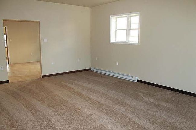 Image of 280 E Poplar St