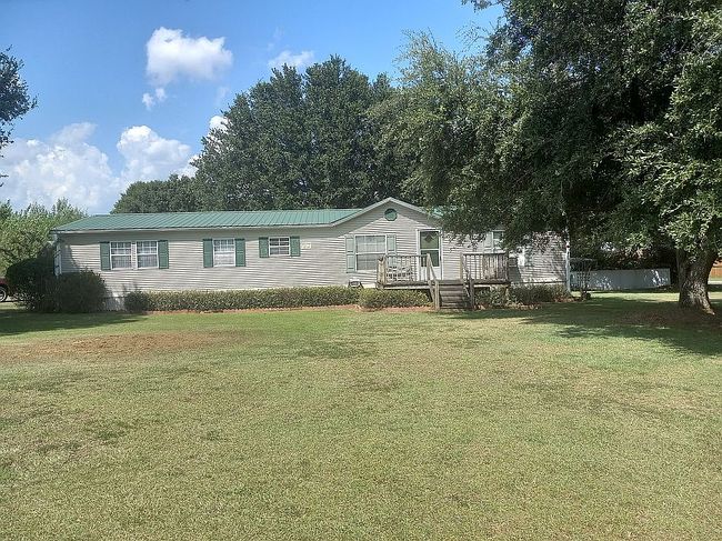 Photo of 203 Swallow Cir, Robertsdale, AL