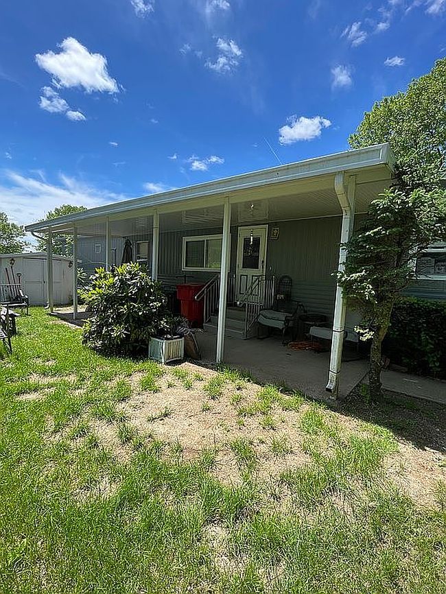 Photo of 3 Woodview Ct, Bath, PA