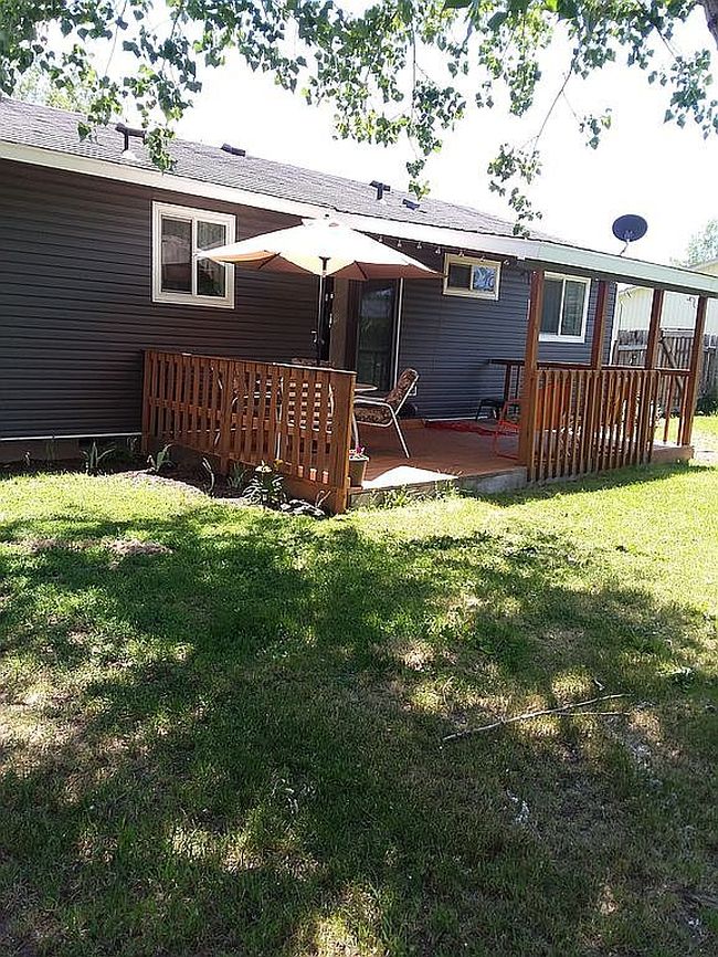 Image of 345 N Blossom Dr