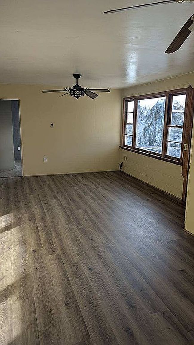 Image of 906 N 6th Ave