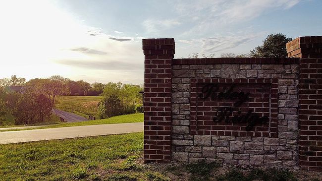 000 Scale Rd, Benton, KY