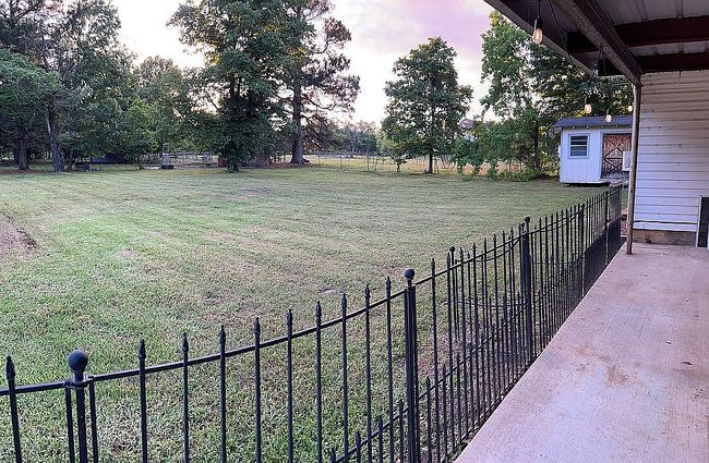 Photo of 2520 S State Line Ave, Texarkana, TX