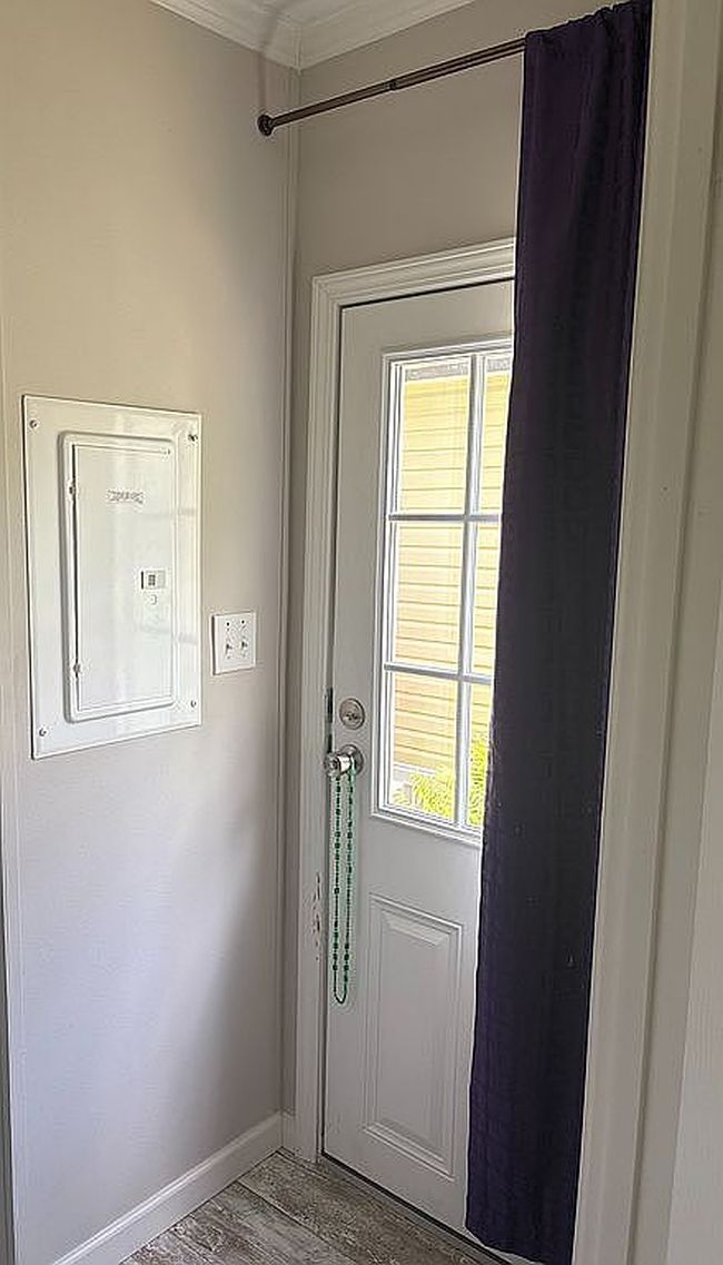 Preview of property located at 1110 N Summit St #B5