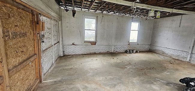Image of 119 Davie St
