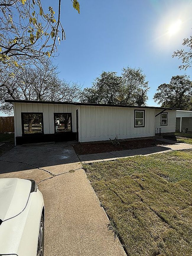 Image of 1320 Lanemar Dr