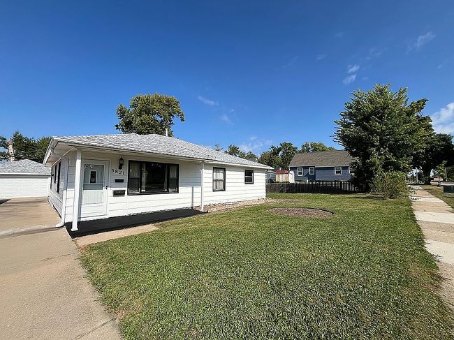 Additional photo 2 of property located at 3821 Oakland Rd Ne