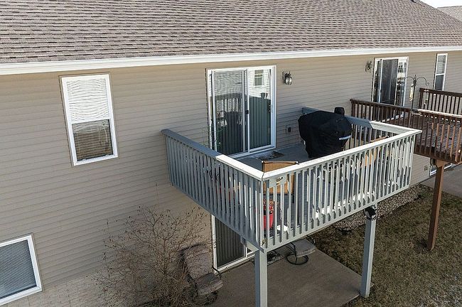 Image of 720 Hillview Dr