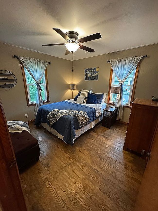 Photo of 102 W 10th St, Lamoni, IA