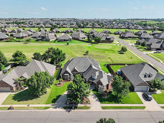 Photo of 11648 Nw 114th St, Yukon, OK