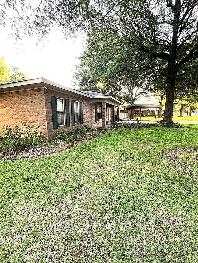 Image of 1300 Lockwood Dr
