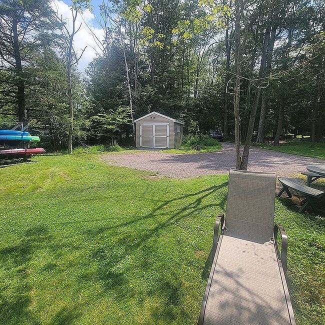 Photo of 225 S Peninsula Dr, Central City, PA
