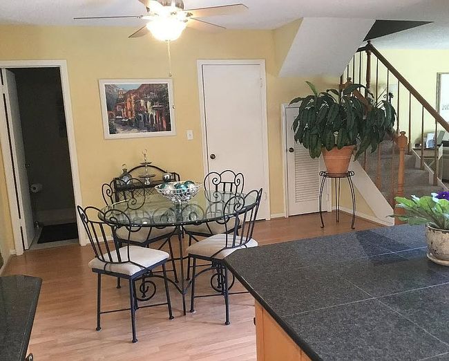 Preview of property located at 550 Se 28th Cir #31A