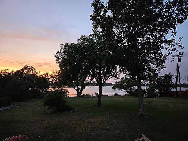 Image of 2102 Shoreline Dr