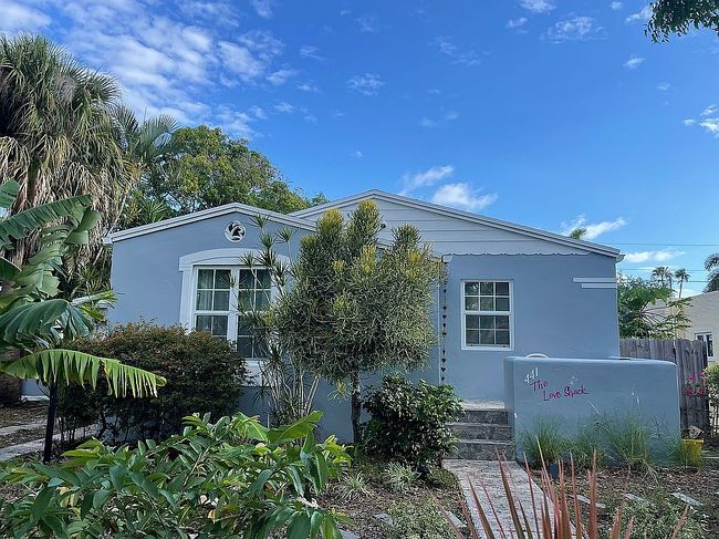 Photo of 441 35th St, West Palm Beach, FL