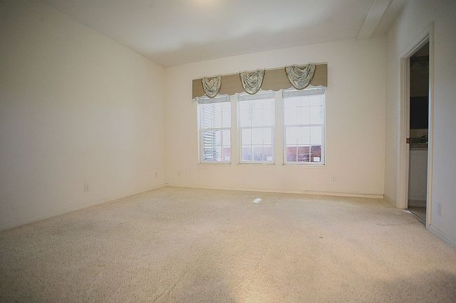 Photo of 427 Shorewood Ln, San Jose, CA