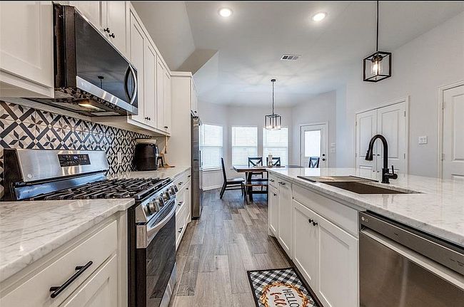 Image of 8730 Dunlap Dr