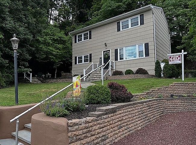 Photo of 32 Church St, Milford, NJ