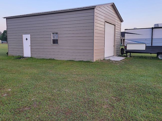 Image of 7030 Old River Rd S