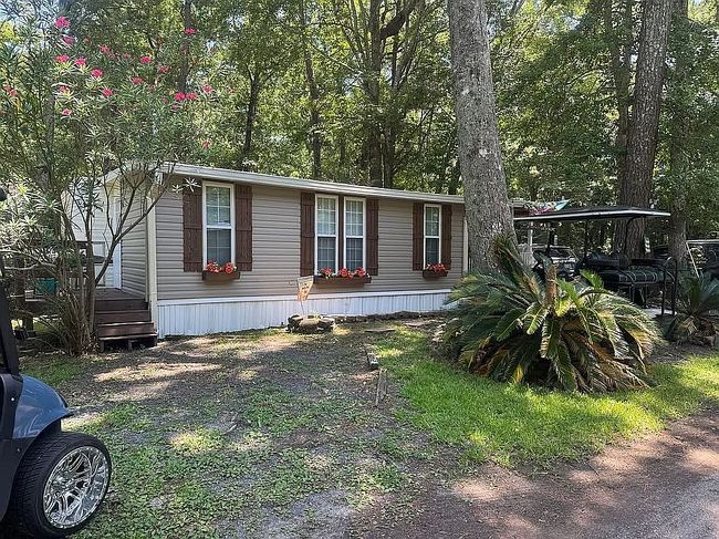 Photo of 613 5th Ave S