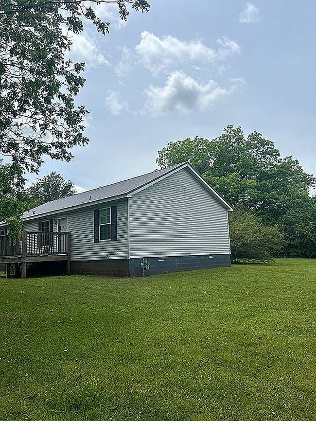 Photo of 103 Pressley St, Talladega, AL