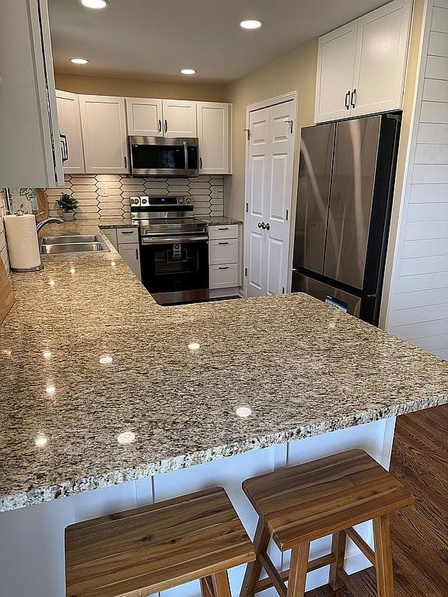 Image of 6012 Clore Ave