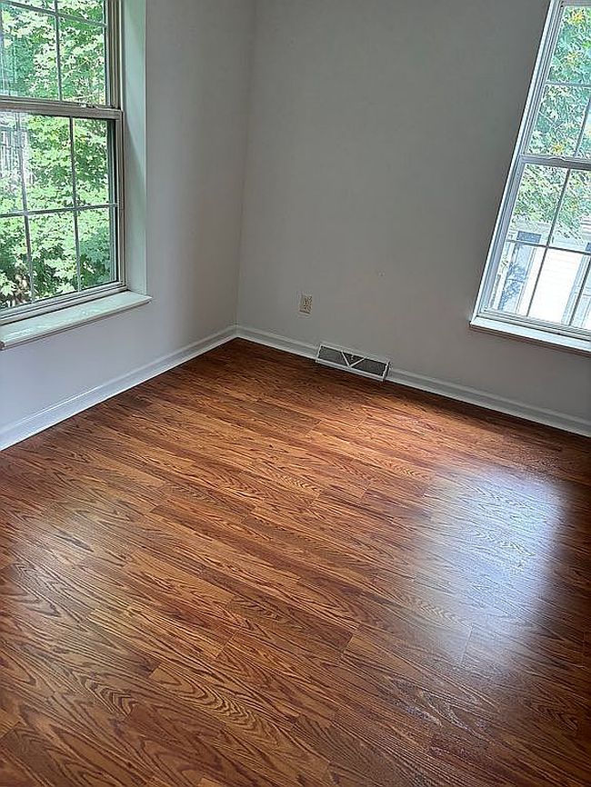 Photo of 25 Thamsen Dr, Stony Point, NY