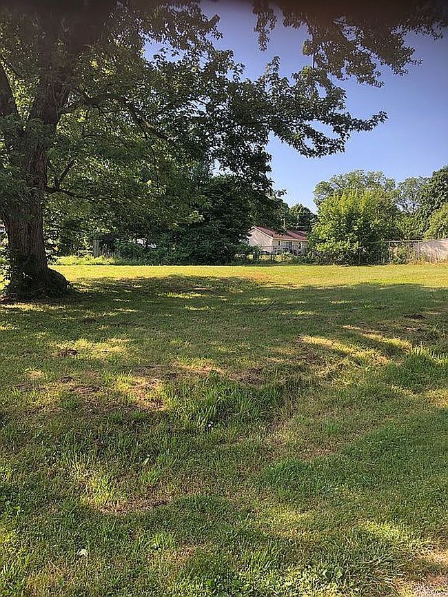 Image of 7598 Walnut St