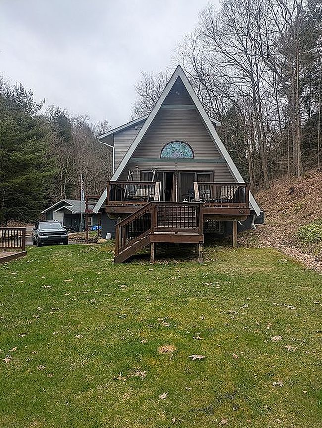 Image of 1021 Henrys Bend Rd