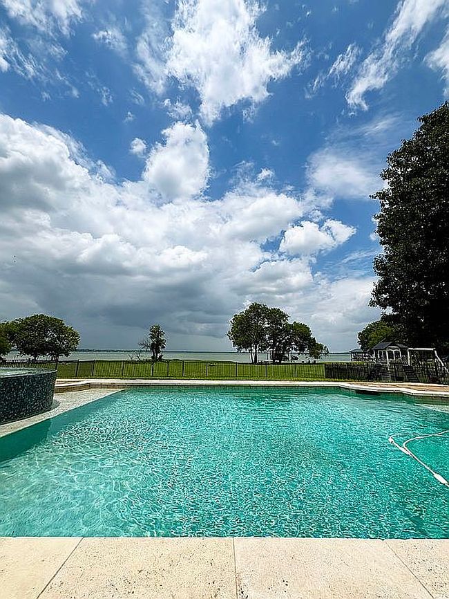 Photo of 931 Lexington Dr, Rockwall, TX