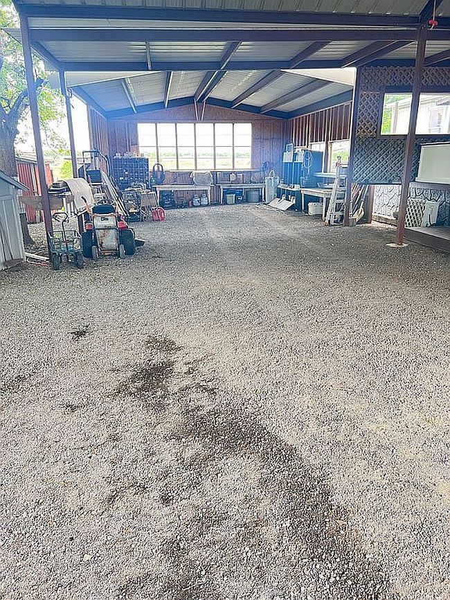 Image of 2683 Klein Rd