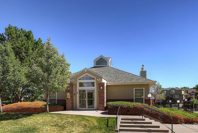 Image of 12040 Meadowood Ln