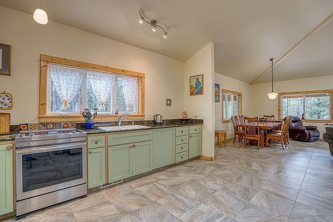 Additional photo 3 of property located at 27 Whispering Pnes