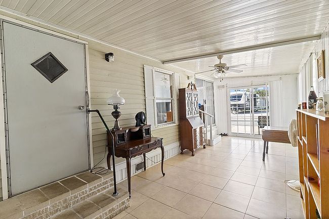 Photo of 16 Coral Ln, Auburndale, FL