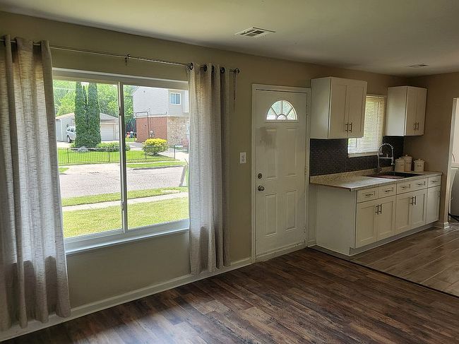 Photo of 466 Colorado Ave, Pontiac, MI
