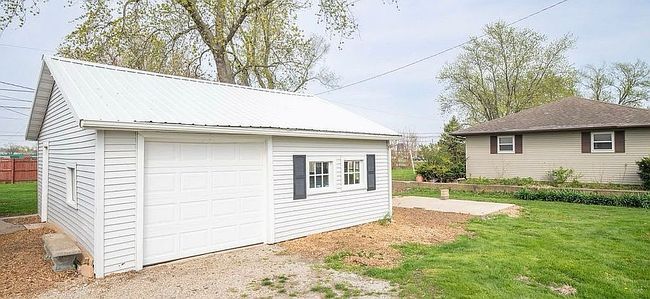 Image of 303 Orr Ave