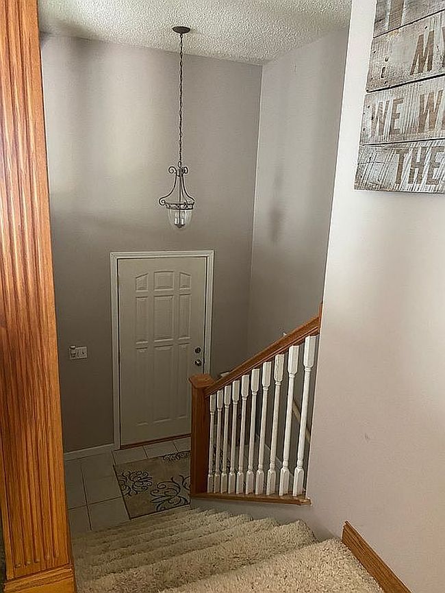 Photo of 2 Sunnyside Est, Moweaqua, IL