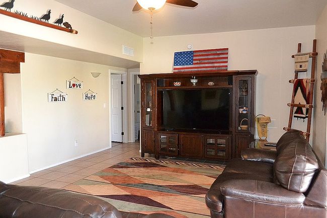 Photo of 521 N Fairhaven Dr, Vail, AZ