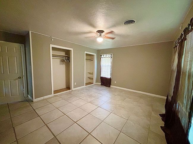 Photo of 215 S Brooks St, Mexia, TX