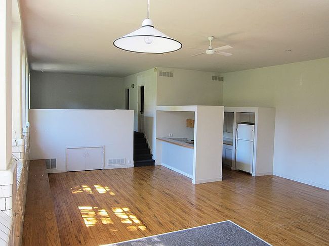 Additional photo 1 of property located at 2043 Random Rd Apt 5